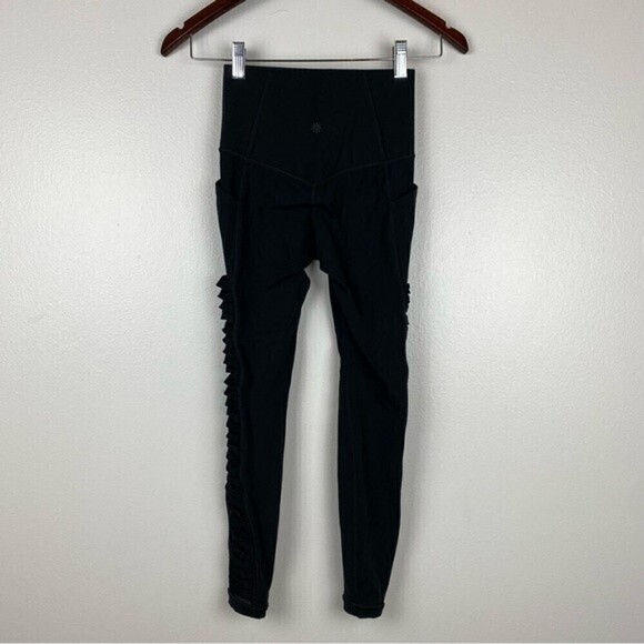 Athleta Salutation Stash Pocket Twist 7/8 Leggings Black Size XXS - Picture 6 of 9